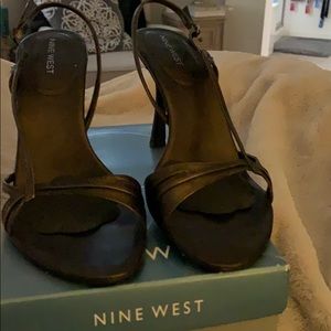 Nine West bronze leather heels. Size 9.5